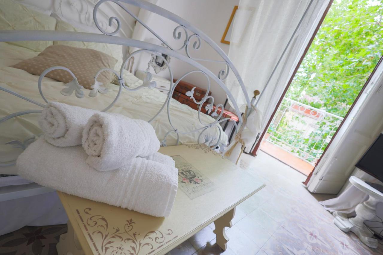 B&B Morosoli Palace Catania-Fontanarossai nemzetközi repülőtér Kültér fotó